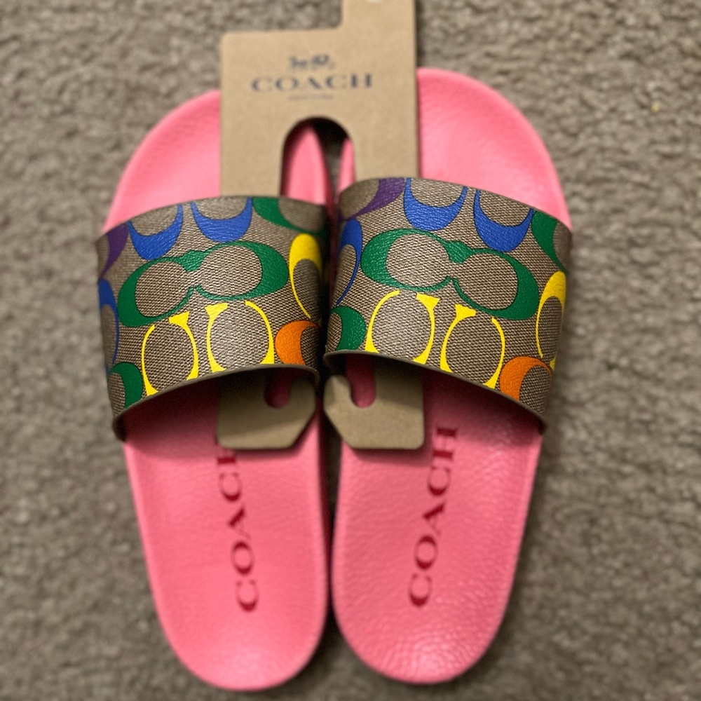 Coach slides size 7